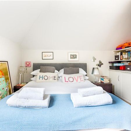 Pleasant Earl'S Court Apartment Near Hyde Park By Underthedoormat 런던 외부 사진