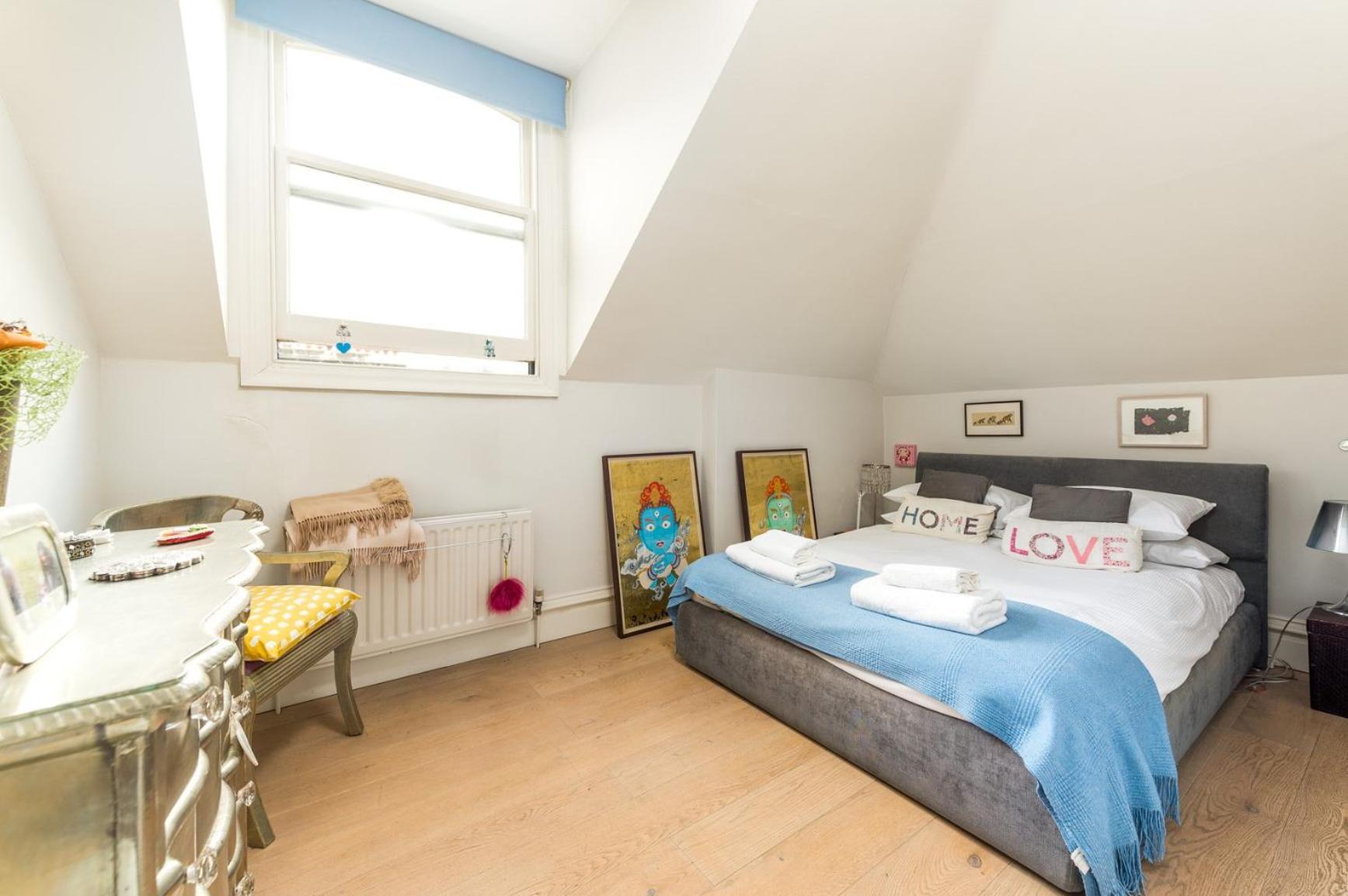 Pleasant Earl'S Court Apartment Near Hyde Park By Underthedoormat 런던 외부 사진